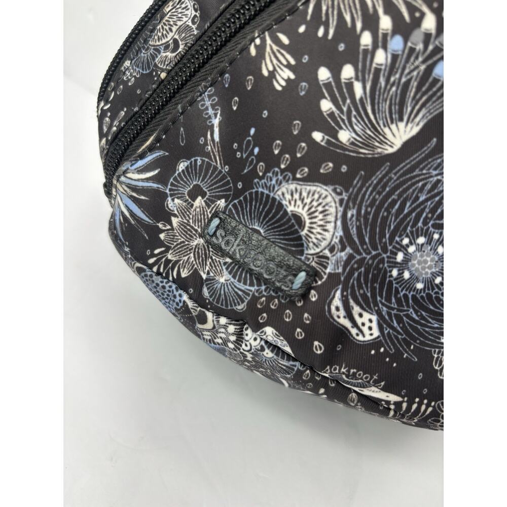 Sakroots 'On The Go' Sling Backpack Crossbody Midnight Seascape Sea Turtle - Picture 4 of 15